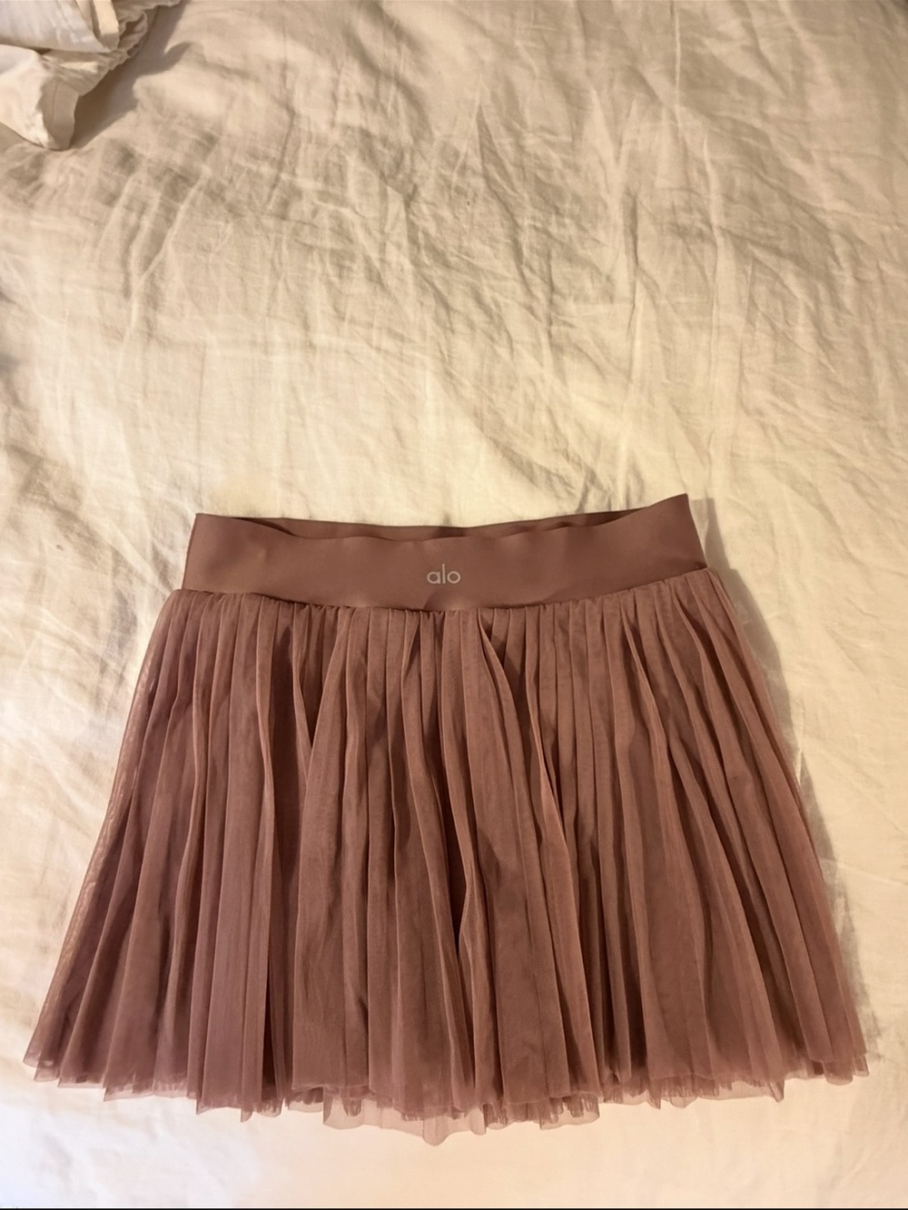 ALO YOGA Smoky Quartz Mesh Skirt - Picture 3 of 5